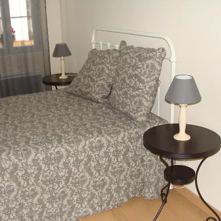 Le Mazerien Apartment *